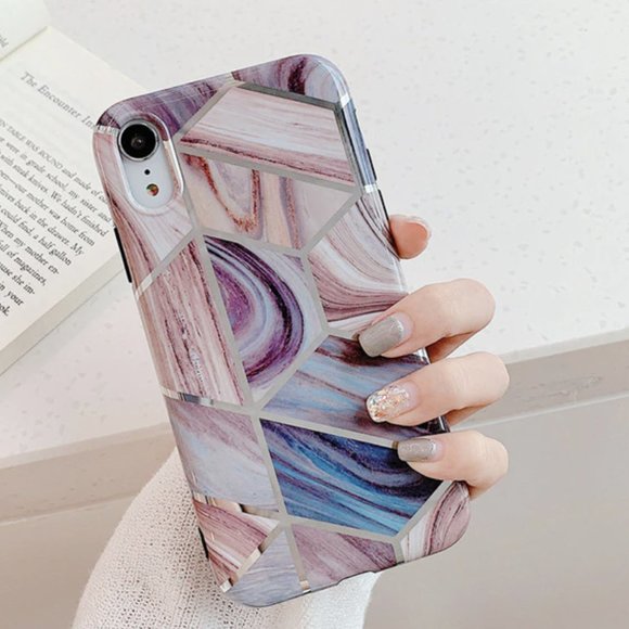 NEW iPhone 12/11/Pro/Max Geo Style case - Picture 1 of 1